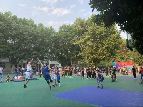 南京篮球冠军是谁啊_南京业余篮球城市冠军联赛_篮球南京冠军是谁