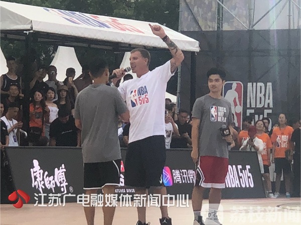 南京篮球冠军是谁啊_篮球南京冠军是谁_南京篮球运动员